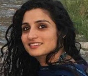 Picture of کومل راجہ
